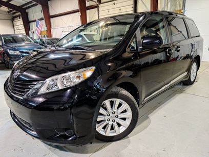 Used 2011 Toyota Sienna LE