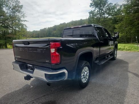 Used 2022 Chevrolet Silverado 2500 LT w/ Convenience Package AWD/4WD image 5
