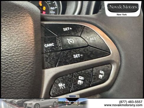 Used 2022 Jeep Cherokee Limited image 17