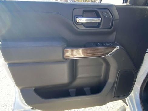 Used 2021 Chevrolet Silverado 1500 LT Trail Boss w/ Bed Protection Package image 16