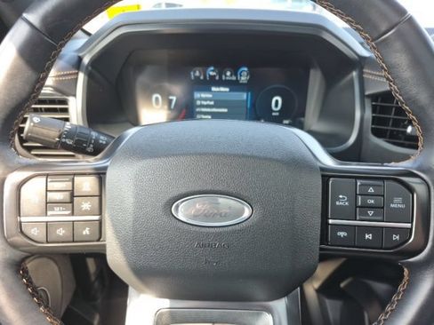 Used 2023 Ford Expedition Max Platinum AWD/4WD image 28