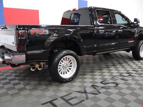 Used 2017 Ford F250 King Ranch w/ King Ranch Ultimate Package AWD/4WD image 23