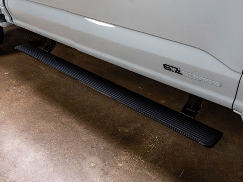 Used 2026 Ford F450 Platinum w/ FX4 Off-Road Package image 13