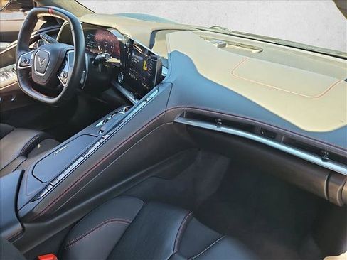 Certified 2022 Chevrolet Corvette Stingray Premium Conv w/ Z51 Performance Package RWD image 25