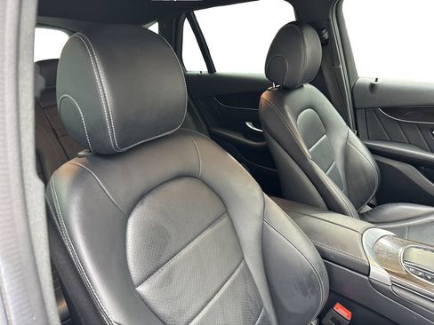 Used 2022 Mercedes-Benz GLC 300 4MATIC image 43