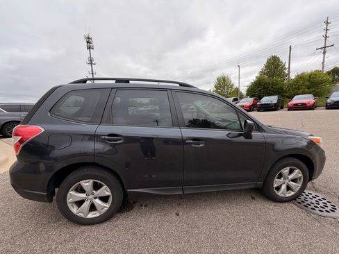 Used 2015 Subaru Forester 2.5i w/ Alloy Wheel Package AWD/4WD image 1