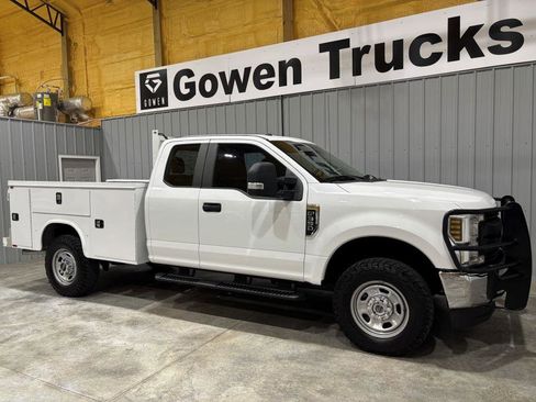 Used 2019 Ford F350 XL w/ XL Value Package image 3
