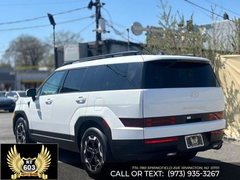 Used 2026 Hyundai Santa Fe SEL AWD/4WD image 5
