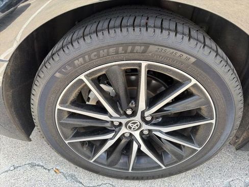 Used 2023 Toyota Camry SE w/ Convenience Package FWD image 21