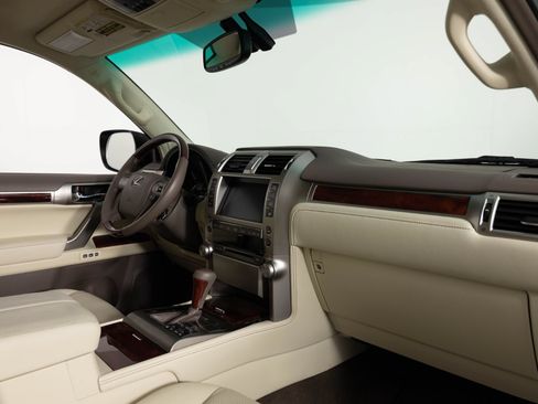 Used 2013 Lexus GX 460 w/ Comfort Plus Pkg AWD/4WD image 24