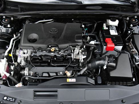 Used 2019 Toyota Camry XSE image 44