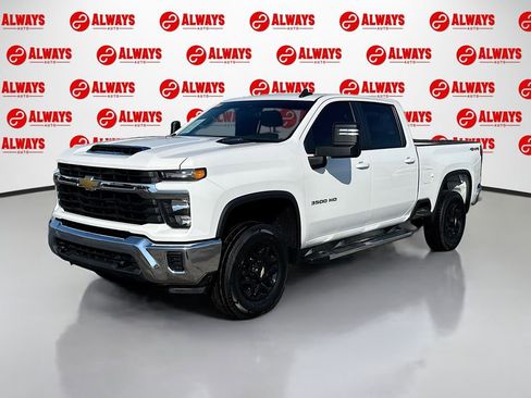 Used 2024 Chevrolet Silverado 3500 LT image 1