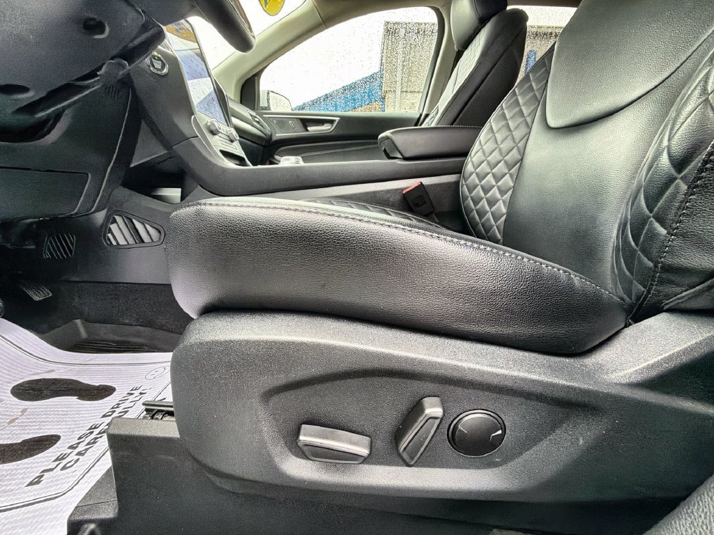 Used 2024 Ford Edge Titanium AWD/4WD image 14