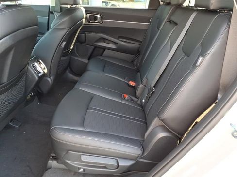 New 2026 Kia Sorento S AWD/4WD image 10