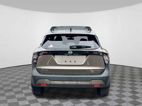 New 2026 Nissan Kicks SR w/ Cold Weather Package image 8