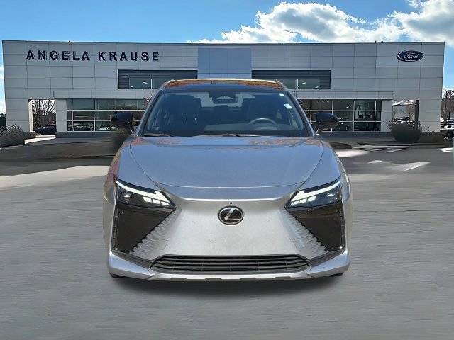 Used 2023 Lexus RZ 450e Premium w/ Accessory Package (2T) AWD/4WD image 2