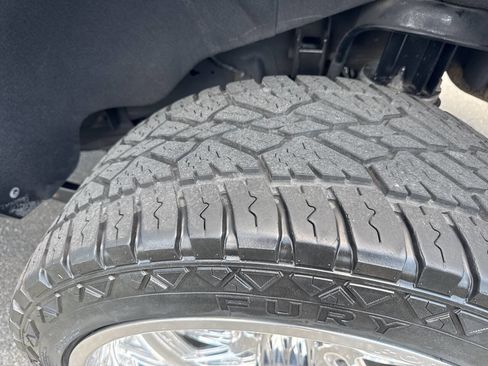 Used 2021 Chevrolet Suburban High Country image 54