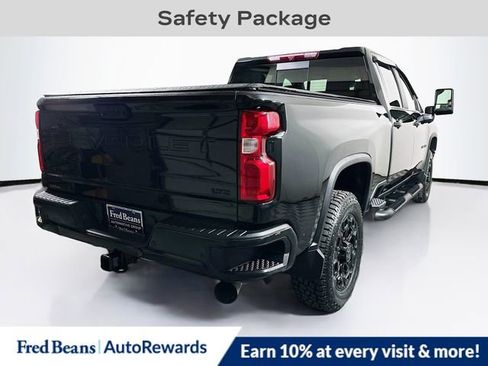 Used 2022 Chevrolet Silverado 2500 LTZ w/ LTZ Plus Package image 7