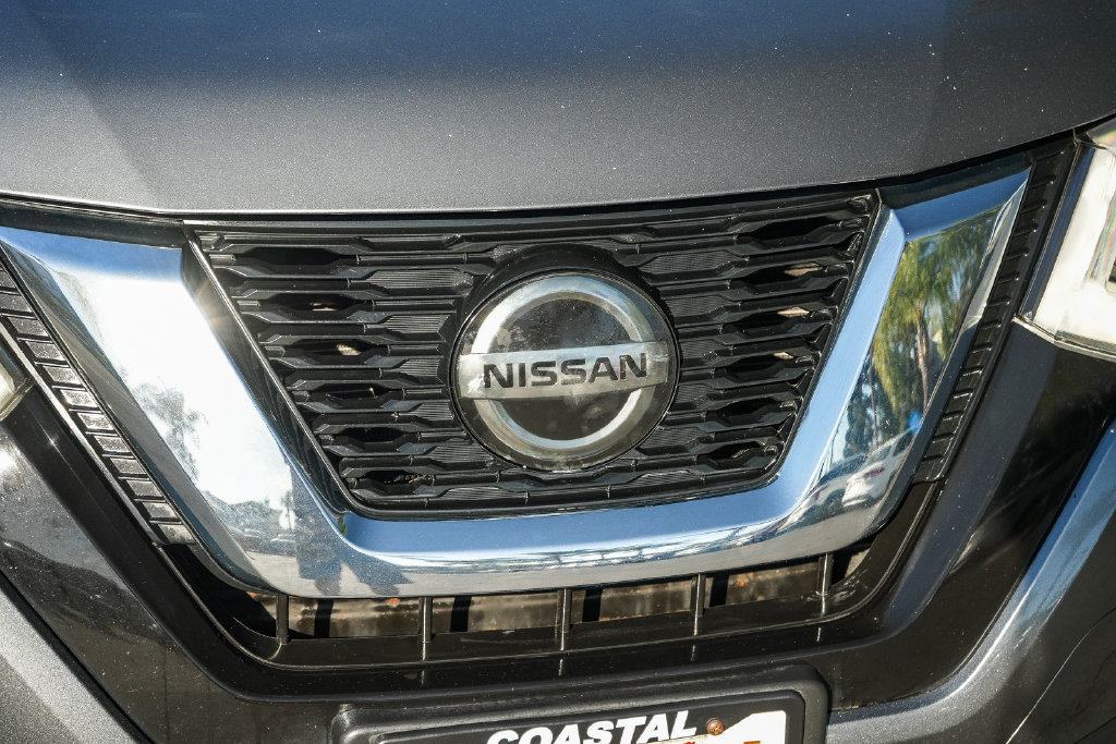 Used 2018 Nissan Rogue S FWD image 9