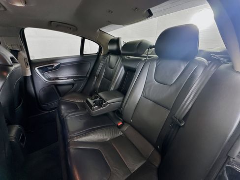 Used 2013 Volvo S60 T5 image 25