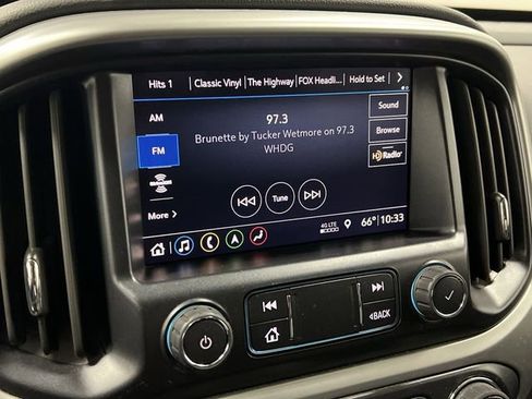 Certified 2022 Chevrolet Colorado LT w/ Luxury Package AWD/4WD image 13