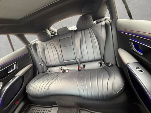 Used 2022 Mercedes-Benz EQS 450+ Sedan image 22