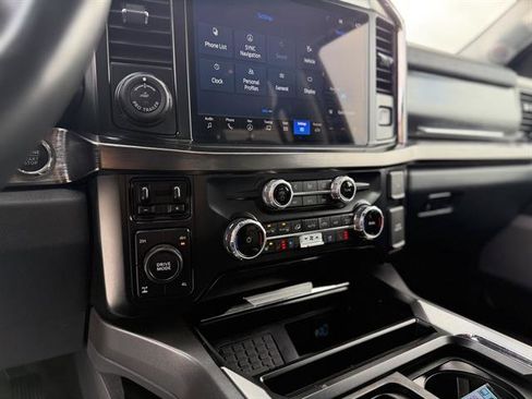 Certified 2023 Ford F250 Lariat w/ Lariat Ultimate Package image 16