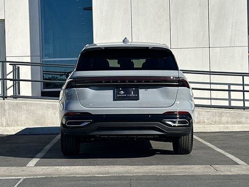 New 2026 Lincoln Nautilus Premier w/ Equipment Group 102A image 4