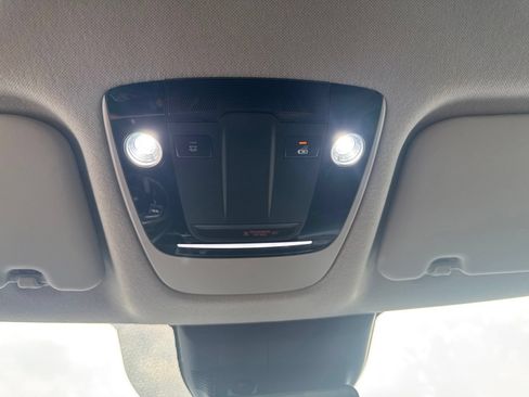 Used 2023 Kia Seltos S FWD image 26