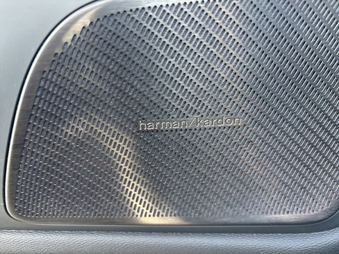 Certified 2024 Volvo V60 B5 Cross Country Plus w/ Protection Package Premier image 16