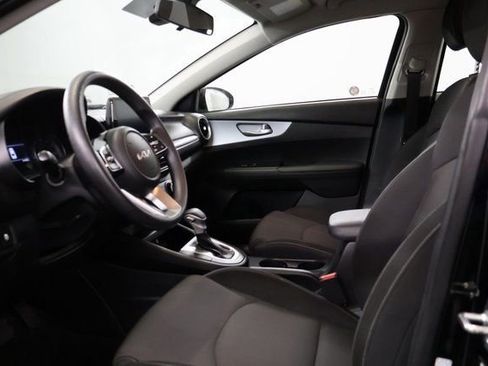 Used 2024 Kia Forte LXS image 12