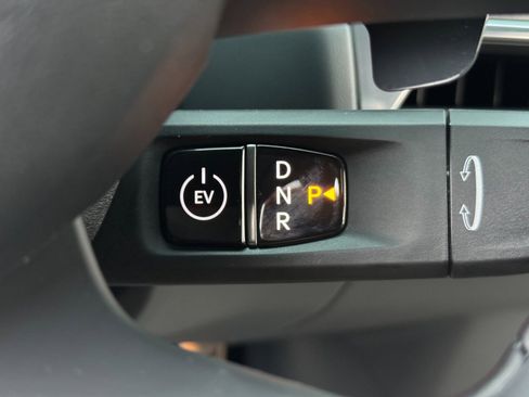 Used 2024 Kia EV9 GT-Line image 23