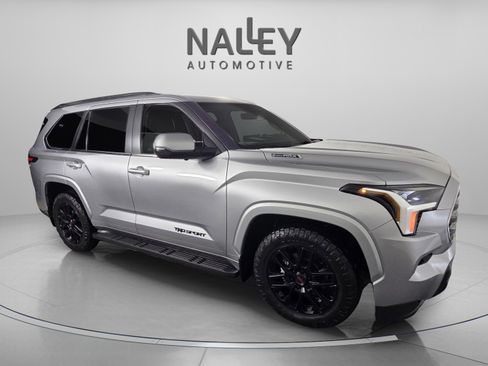 Used 2024 Toyota Sequoia SR5 image 7