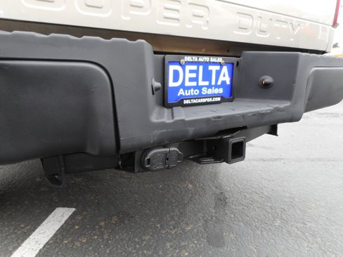 Used 2009 Ford F250 XL image 9