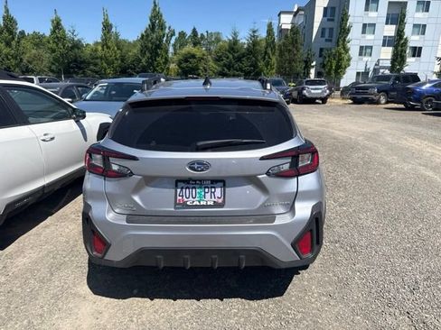Used 2024 Subaru Crosstrek 2.0i Premium AWD/4WD image 5