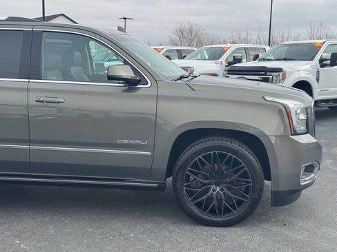 Used 2018 GMC Yukon Denali w/ Denali Ultimate Package image 4