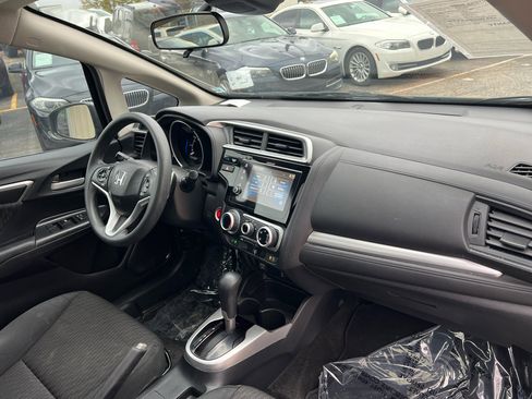 Used 2018 Honda Fit EX image 29