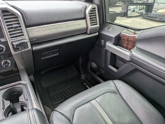 Used 2017 Ford F250 Platinum w/ Platinum Ultimate Package AWD/4WD image 14