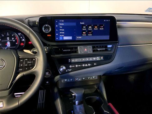 Used 2024 Lexus ES 350 F Sport w/ Technology Package FWD image 16