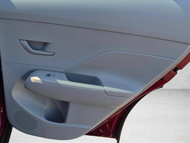 Certified 2024 Hyundai Kona SEL FWD image 28