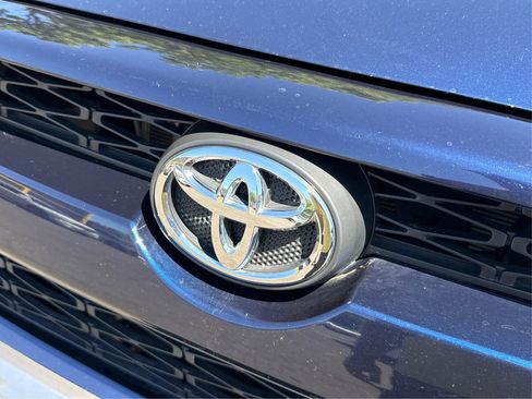 Used 2016 Toyota 4Runner Trail AWD/4WD image 28