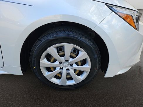 Used 2024 Toyota Corolla LE FWD image 35