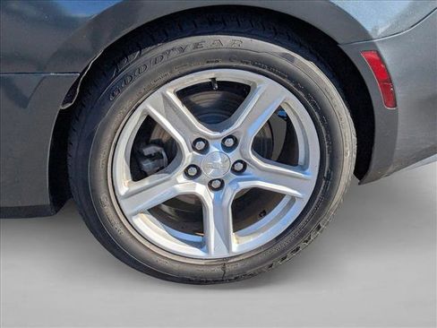Used 2016 Chevrolet Camaro LT w/ Technology Package image 18
