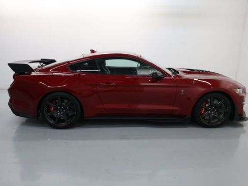 Used 2020 Ford Mustang Shelby GT500 w/ Carbon Fiber Track Pack RWD image 64