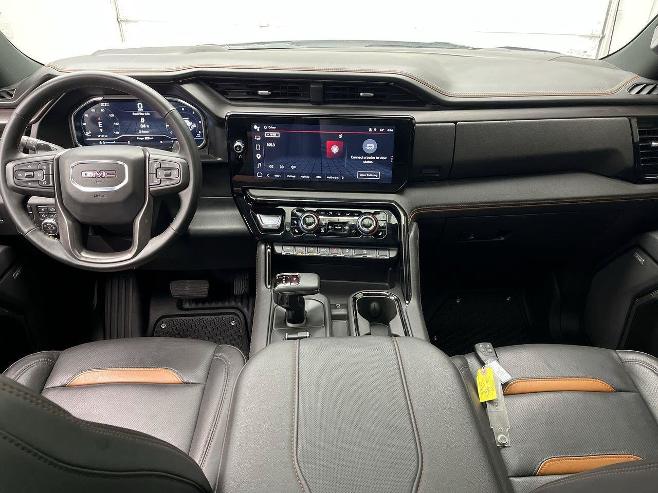 Certified 2025 GMC Sierra 1500 AT4 w/ Technology Package AWD/4WD image 4