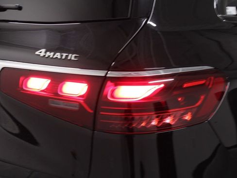 Certified 2025 Mercedes-Benz GLS 450 GLS 450 image 12