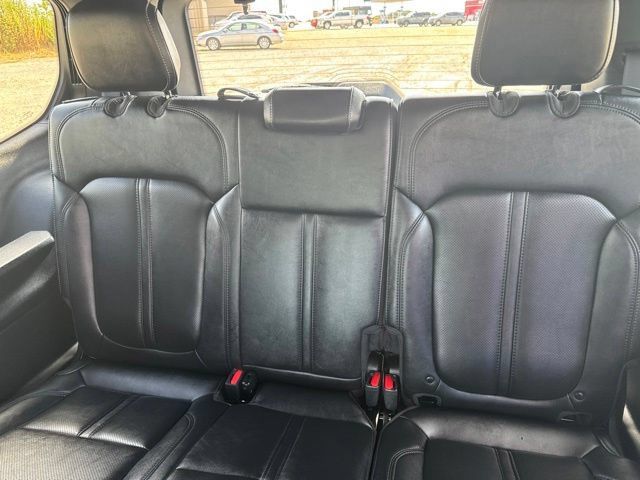 Used 2025 Jeep Wagoneer Series II AWD/4WD image 26