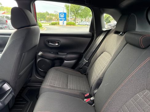Certified 2025 Honda HR-V Sport image 19
