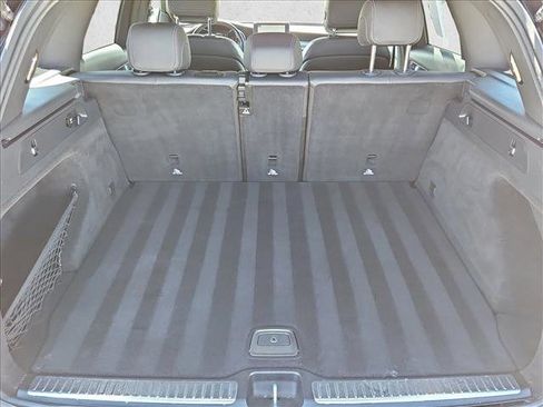 Used 2017 Mercedes-Benz GLC 300 4MATIC image 6