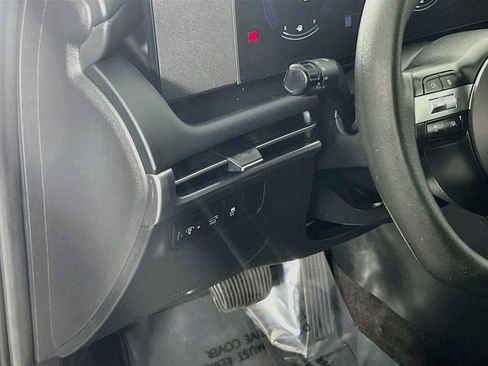 Certified 2025 Hyundai Tucson SEL AWD/4WD image 10
